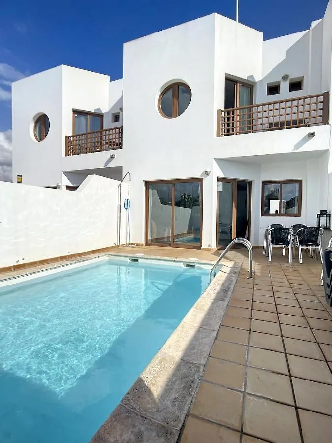 Villa Rosa Gadis Costa Teguise