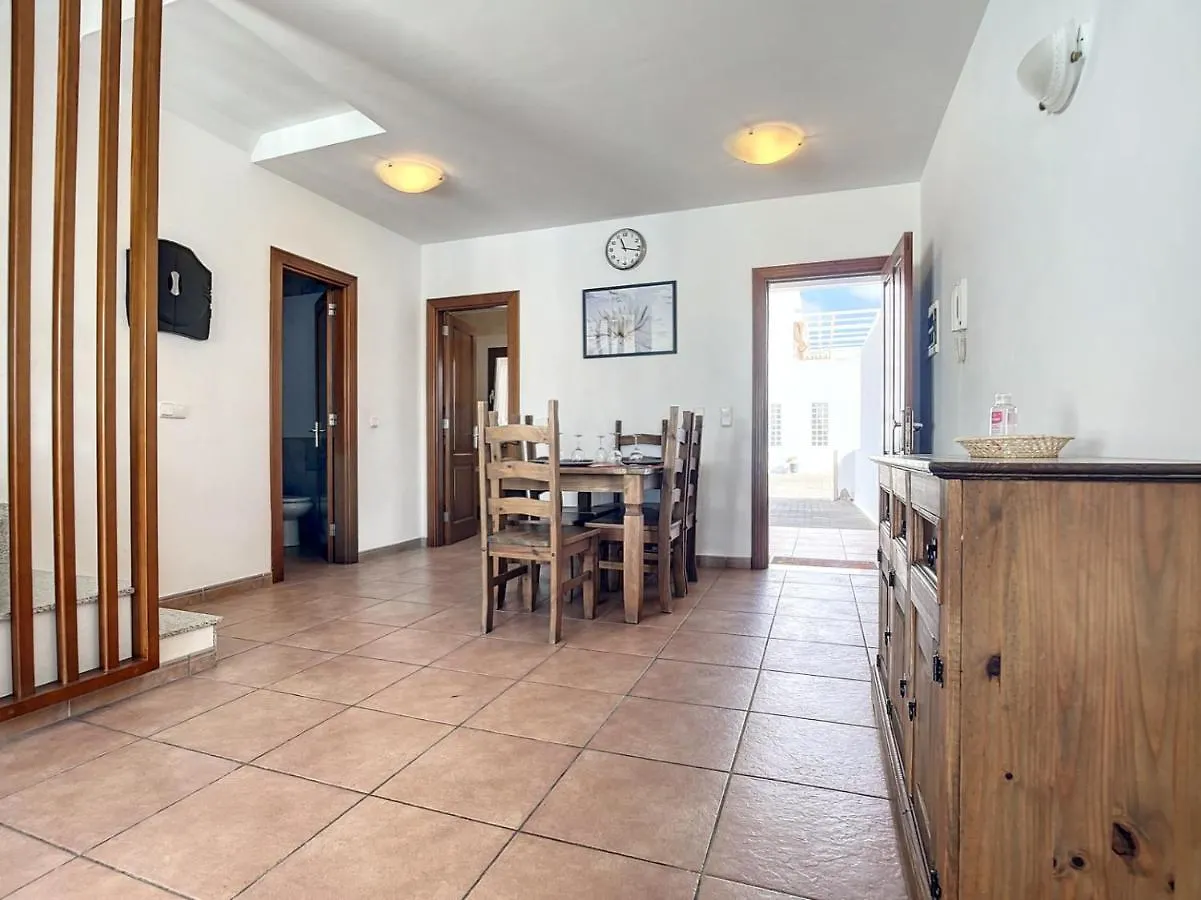 Villa Rosa Gadis Costa Teguise Spain